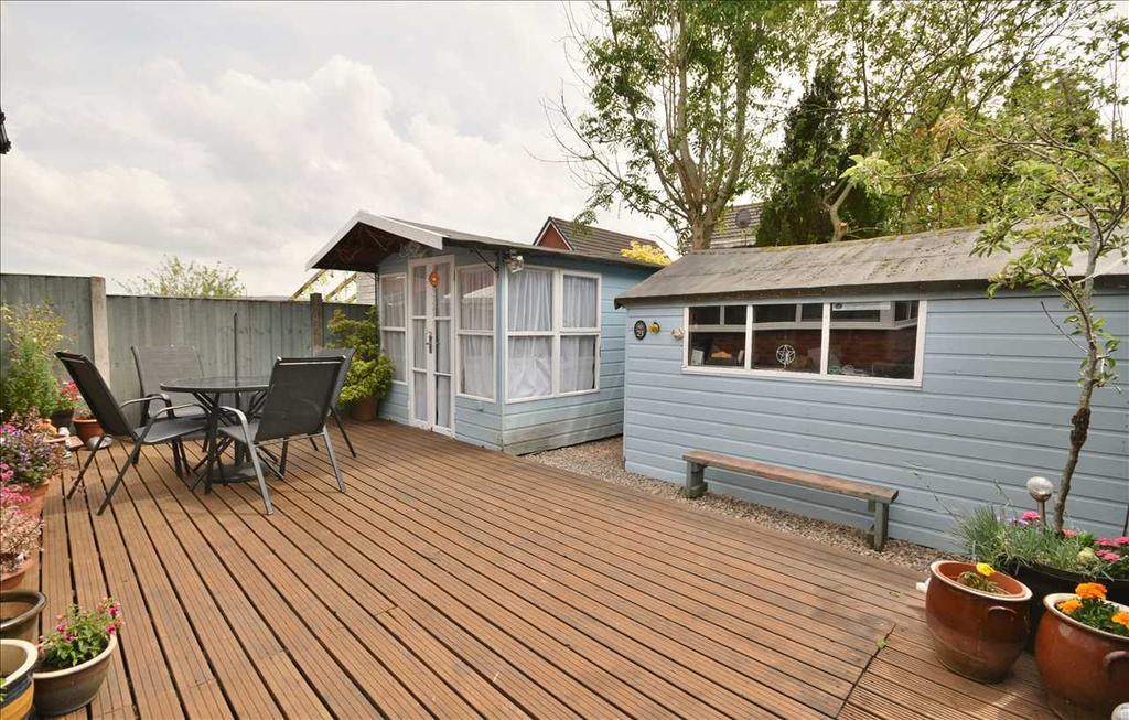 Kingsmead, Chorley 3 bed semidetached house £199,950