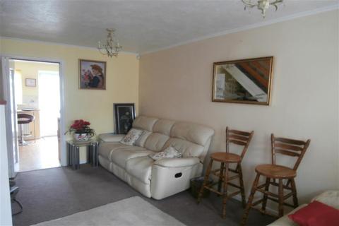 8 Bremner Close, Swanley, BR8 8TG