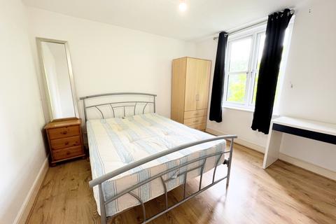 2 bedroom flat to rent, Avonley Road,  New Cross, SE14