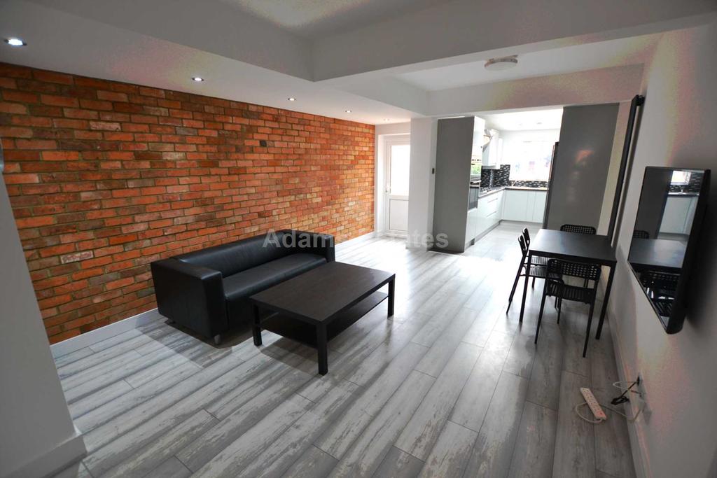 Norris Road, Reading 7 bed terraced house £2,800 pcm (£646 pw)