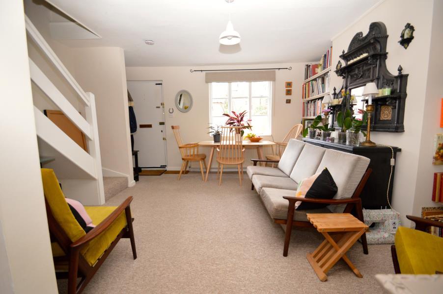 Prince Consort Cottages, Windsor 2 bed terraced house for sale £340,000