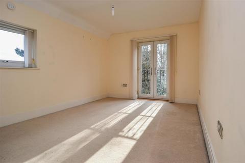 2 bedroom apartment to rent, Wake Green Road, Moseley, Birmingham, West Midlands, B13