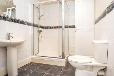 2 bedroom apartment to rent, Wake Green Road, Moseley, Birmingham, West Midlands, B13