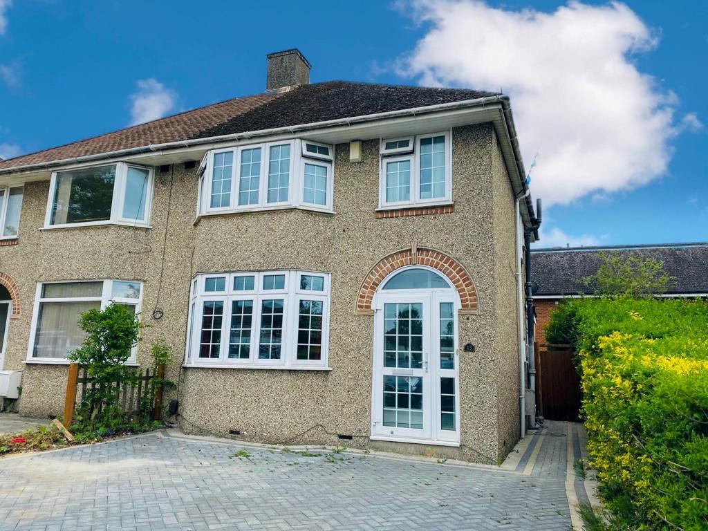 Cherwell Drive, HMO Ready 4 sharers... 4 bed semidetached house £
