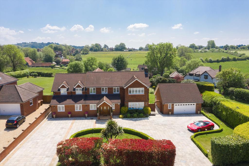 Little Warren Close, Guildford... 5 bed detached house - £2,200,000