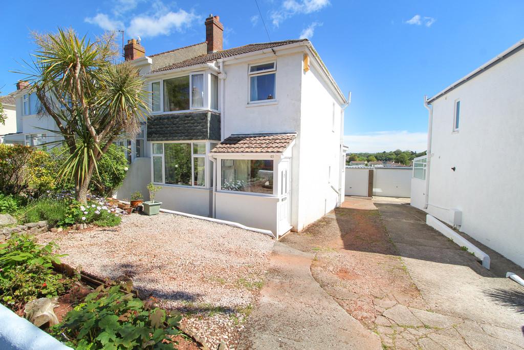 Highland Road, Torquay 3 bed end of terrace house £250,000