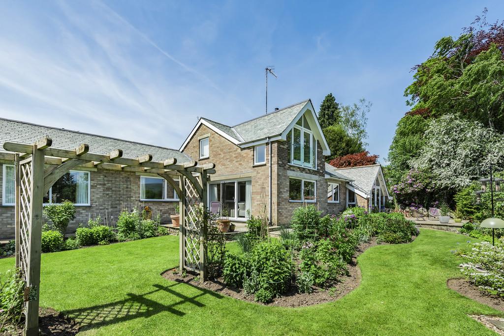 Lune Close, Kirkby Lonsdale, Cumbria... 4 bed detached bungalow £795,000