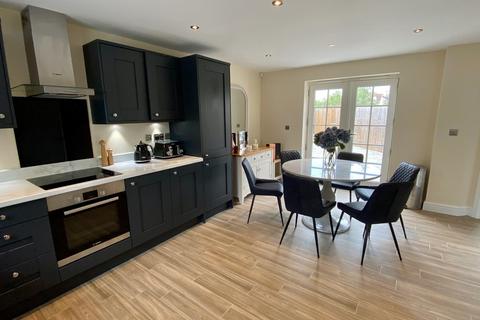 8 Hawthorn Grove, Hunsingore, Wetherby, LS22 5FA