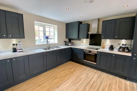 8 Hawthorn Grove, Hunsingore, Wetherby, LS22 5FA