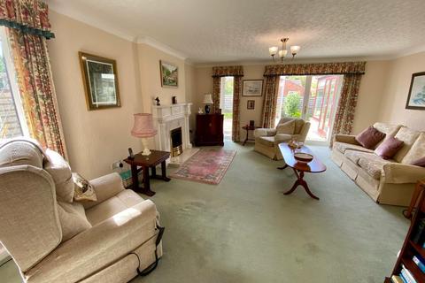 5 Cotterdale Holt, Collingham, Wetherby, LS22 5LS