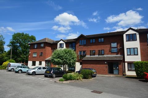 3 bedroom apartment to rent, Addlestone