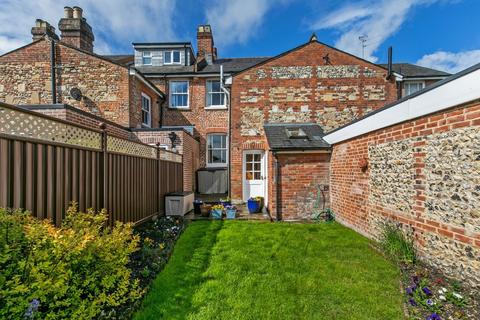 15 Avenue Road, Winchester, SO22 5AQ
