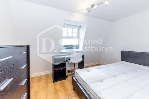 3 bedroom apartment to rent, Criterion Mews, Archway Holloway, London