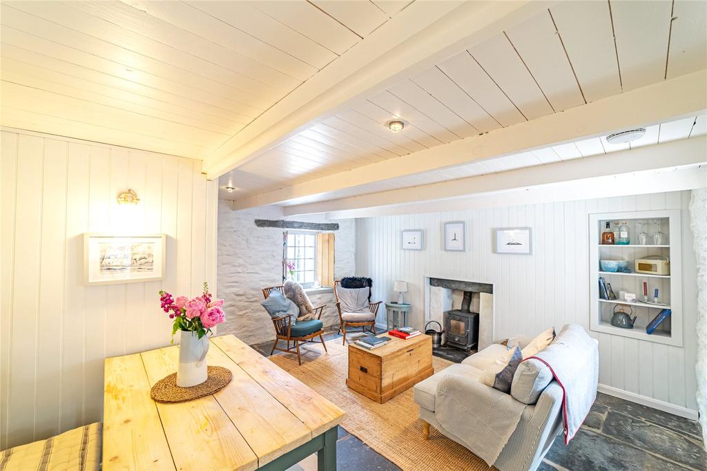 Living Dining Area