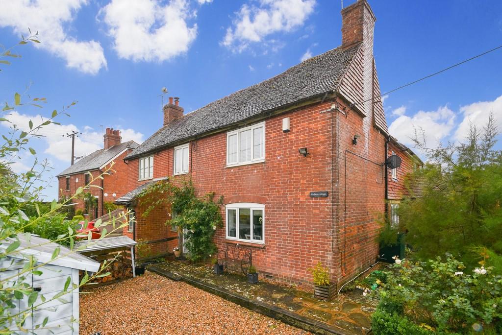 Rural Marden, Kent TN12 3 bed cottage £599,000