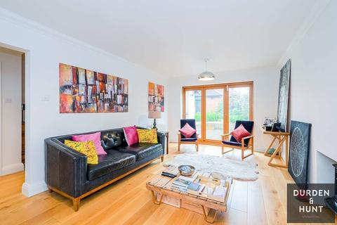 57 The Shearers, Bishop's Stortford, CM23 4AZ