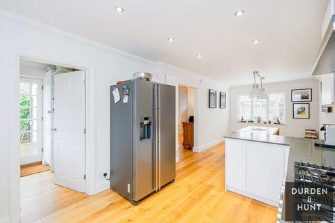 57 The Shearers, Bishop's Stortford, CM23 4AZ