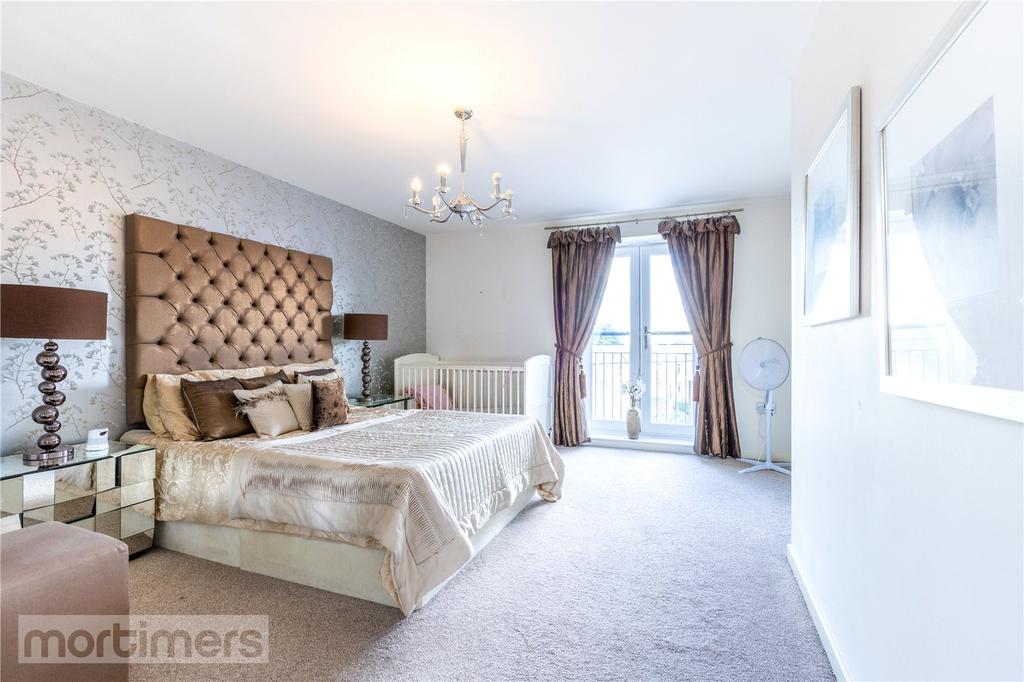 Main Bedroom
