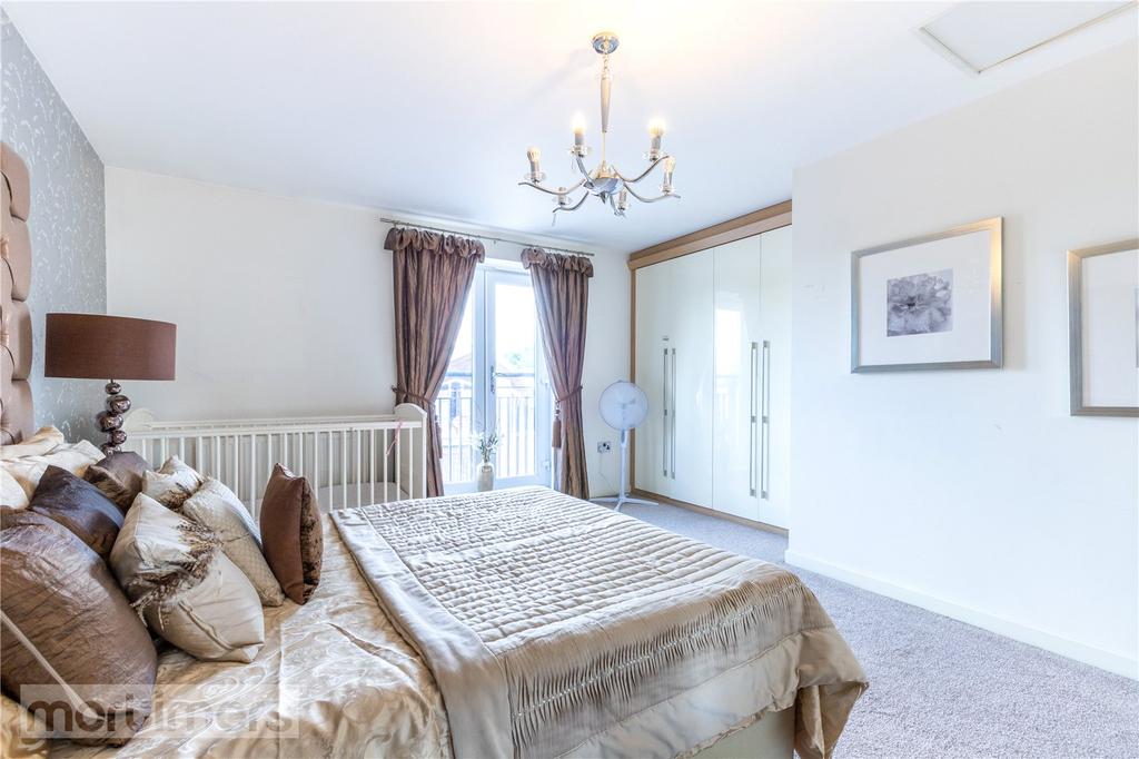 Main Bedroom