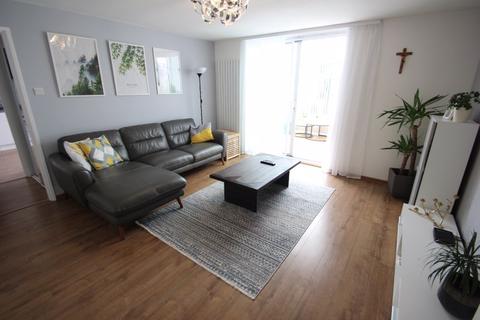 8 Brinklow Close, Redditch, B98 0HB