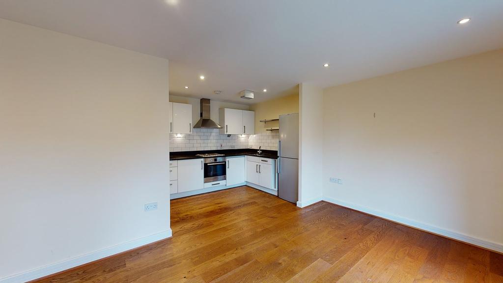Cherrywood Lodge, Birdwood Avenue, London, SE13 1 bed apartment £