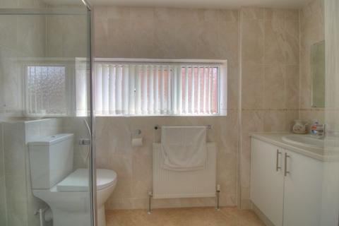 5 Ashford Drive, Sutton Coldfield, B76 1EN