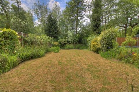 5 Ashford Drive, Sutton Coldfield, B76 1EN