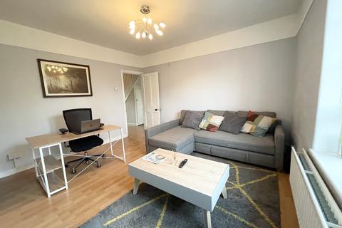 4 bedroom maisonette to rent - Hackney, London E9