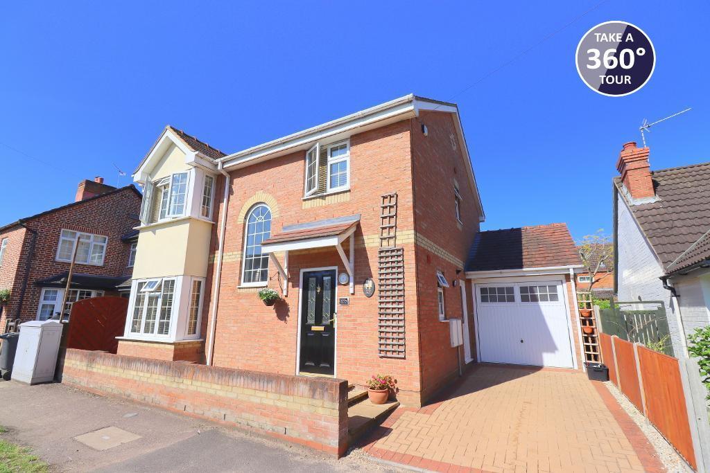 Bedford Road, Barton Le Clay, MK45 4LP 4 bed detached house £525,000