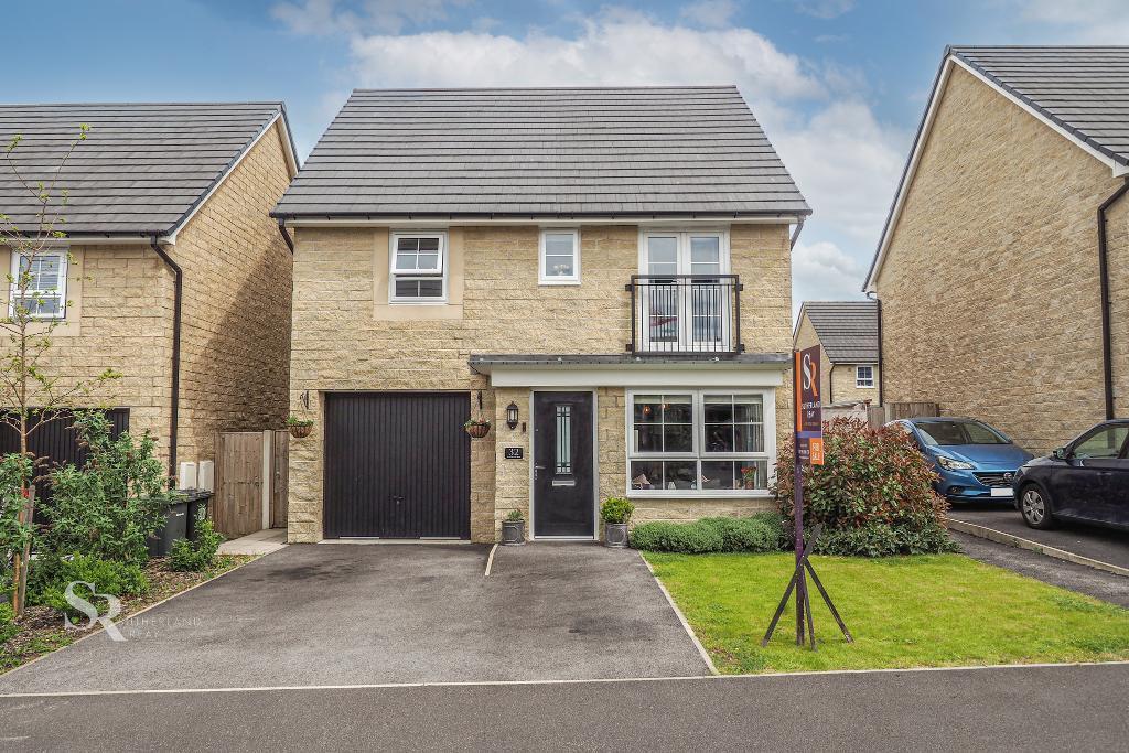 Sovereign Way, ChapelenleFrith, High Peak, SK23 0RJ 4 bed detached