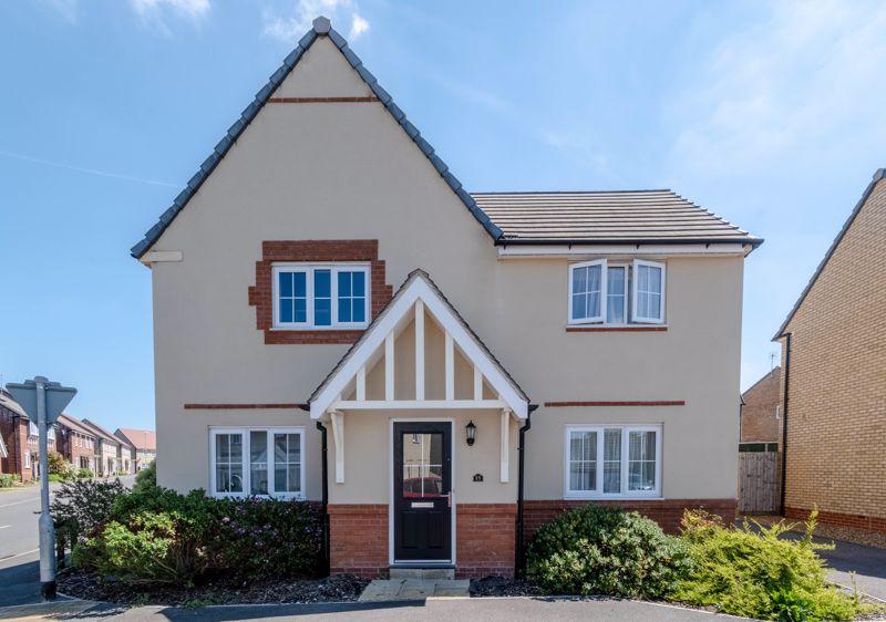 Willmott Road, Rushden 4 bed detached house £330,000