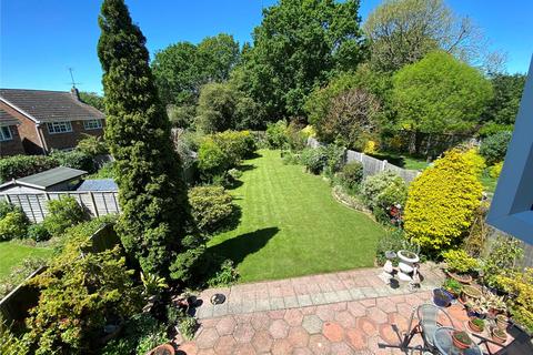 31 Albert Road, Rayleigh, SS6 8HN