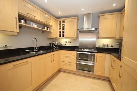 2 bedroom apartment for sale, Hopwood Manor, Manchester Road, Heywood OL10
