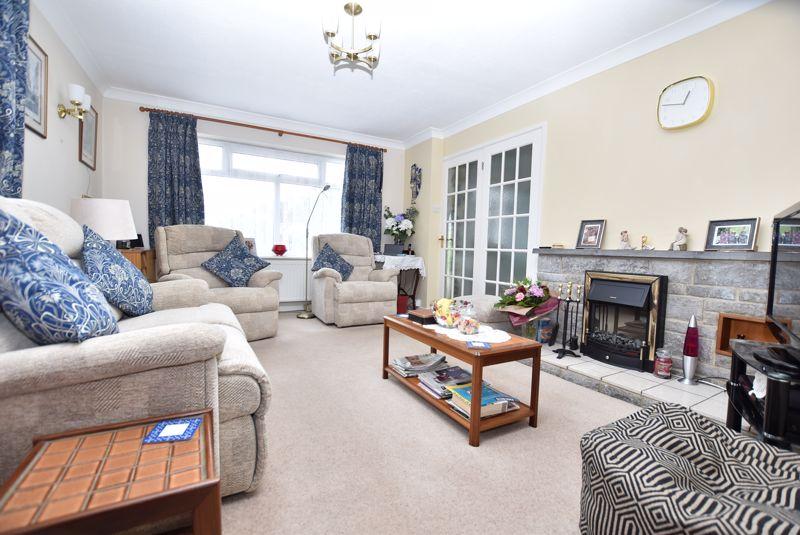 Stanchester Way, Curry Rivel 3 bed detached bungalow £299,950