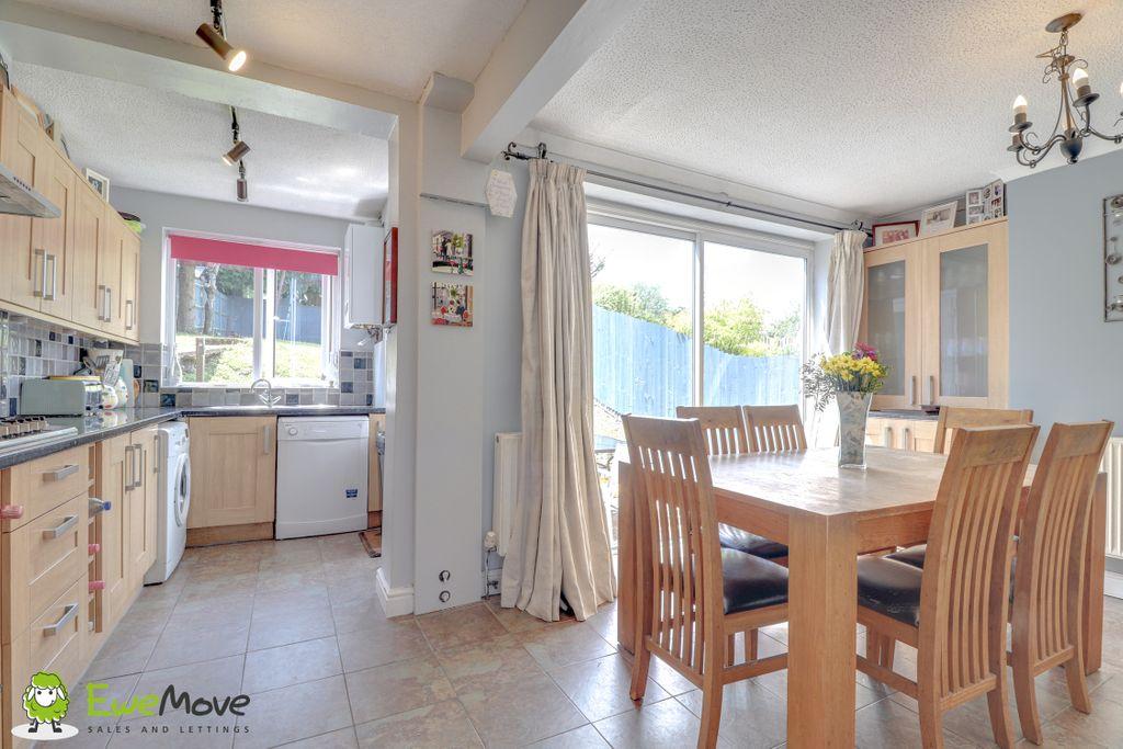 Open Kitchen/Diner
