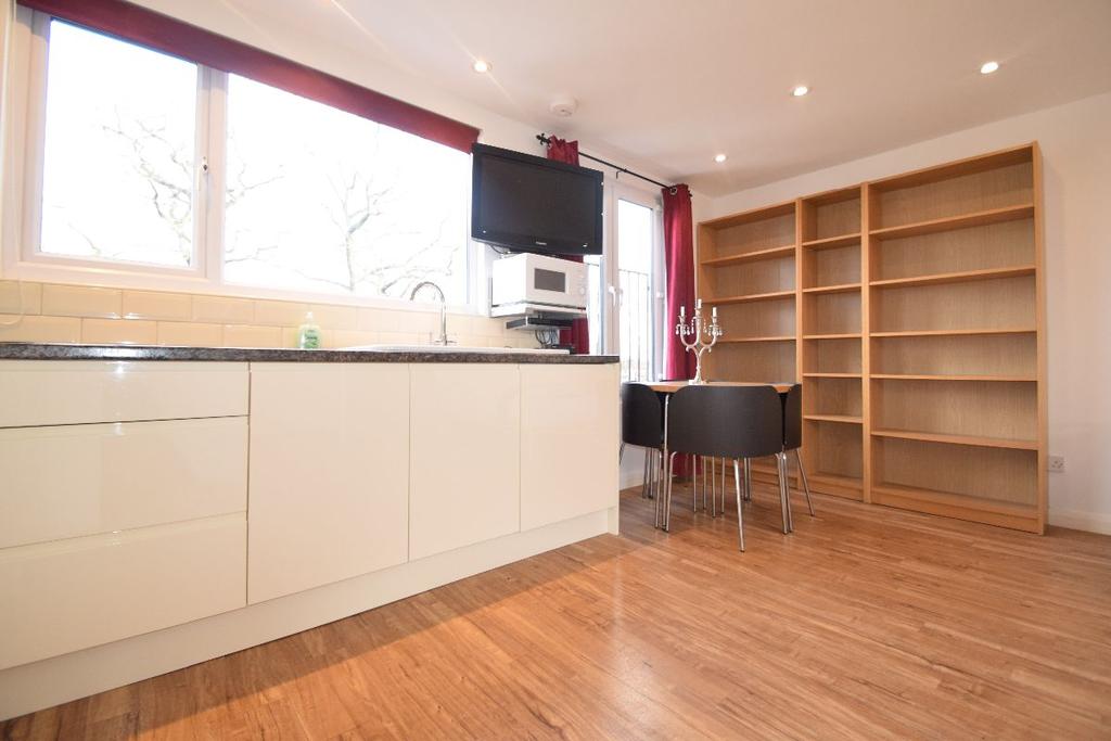 Pagehurst Road, Croydon Studio £900 pcm (£208 pw)