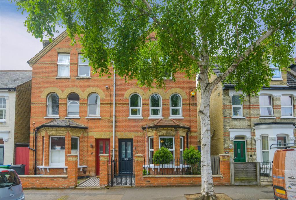 Princes Road, Teddington, Middlesex, UK, TW11 5 bed semidetached house