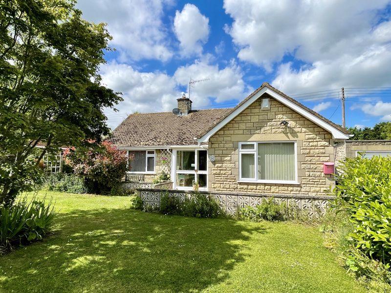Badsey Fields Lane, Badsey 2 bed detached bungalow £400,000