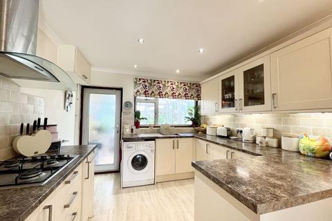 35 Badsey Fields Lane, Badsey, Evesham, WR11 7EX
