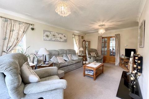 35 Badsey Fields Lane, Badsey, Evesham, WR11 7EX