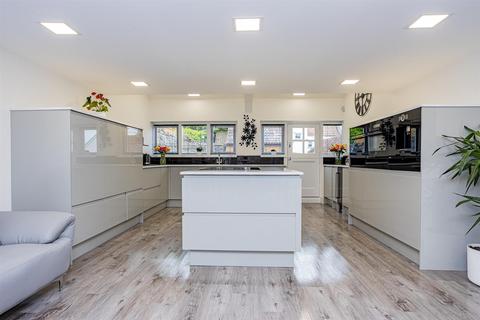 South Grove Dundry Lane, Dundry, Bristol, BS41 8JF