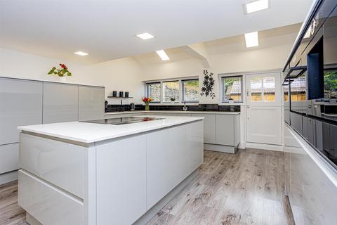 South Grove Dundry Lane, Dundry, Bristol, BS41 8JF