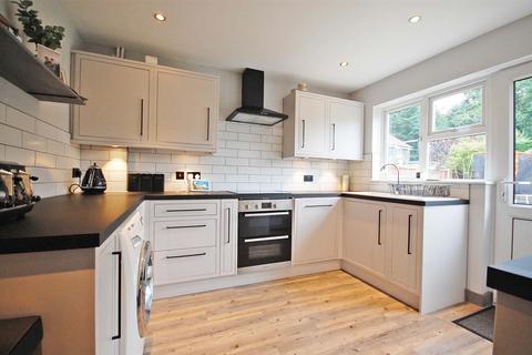93 Derwent Way, Great Notley, Braintree, CM77 7UX