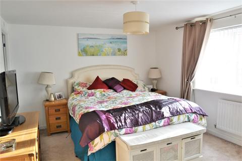 2 Corbett Close, Upper Heyford, Bicester, OX25 5AS