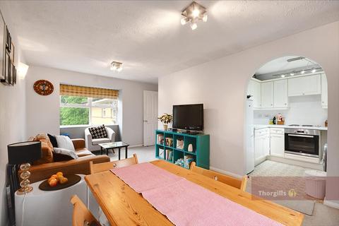 Flat 15, Catherine House Busch Close, Isleworth, TW7 6UE