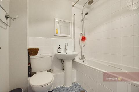 Flat 15, Catherine House Busch Close, Isleworth, TW7 6UE