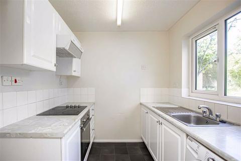 9 Clay Hill, Two Mile Ash, Milton Keynes, MK8 8HP