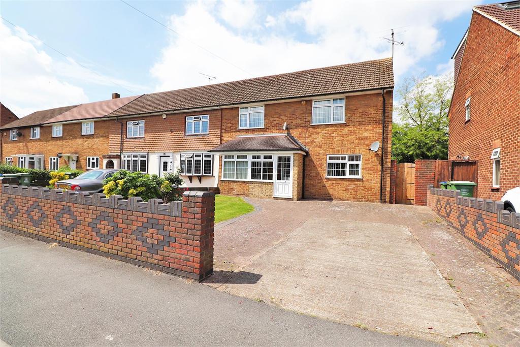 Newbery Road, Erith 3 bed end of terrace house £350,000