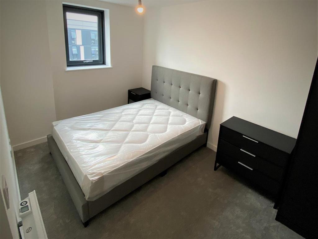Bedroom (2).jpg