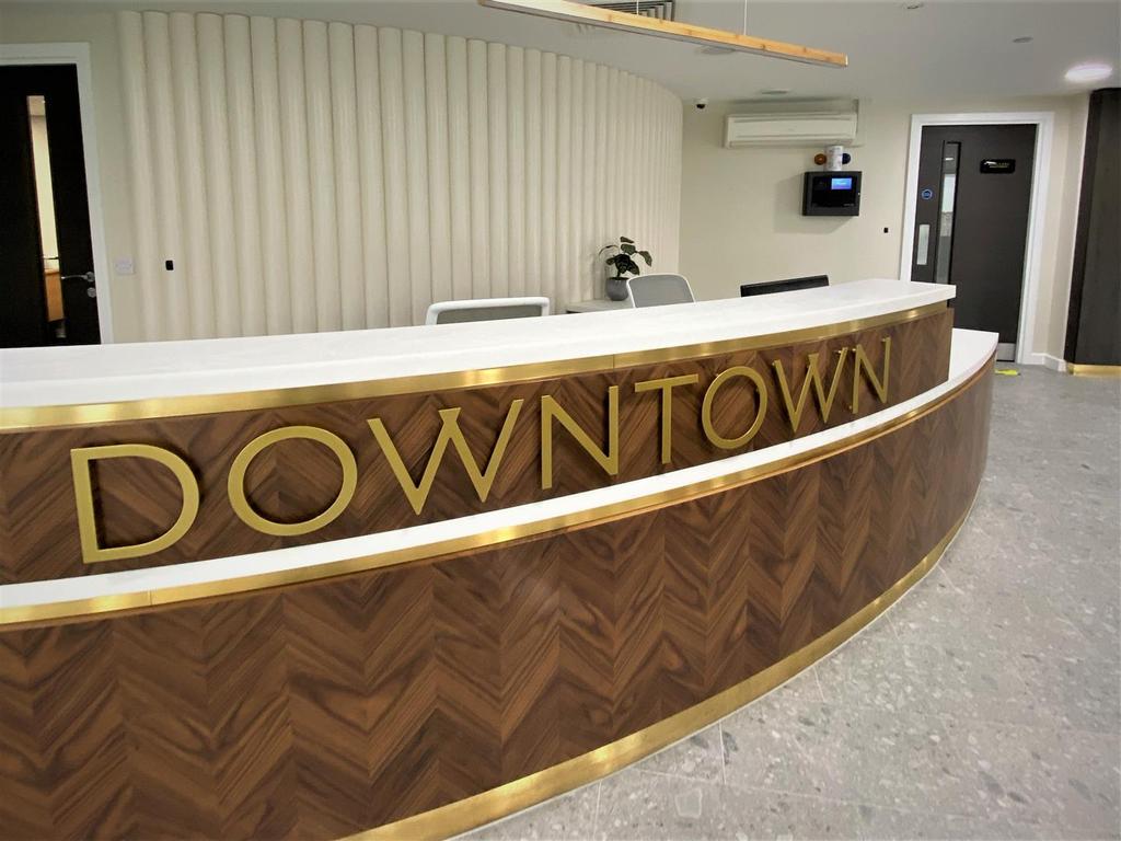 Concierge Desk 2.jpg